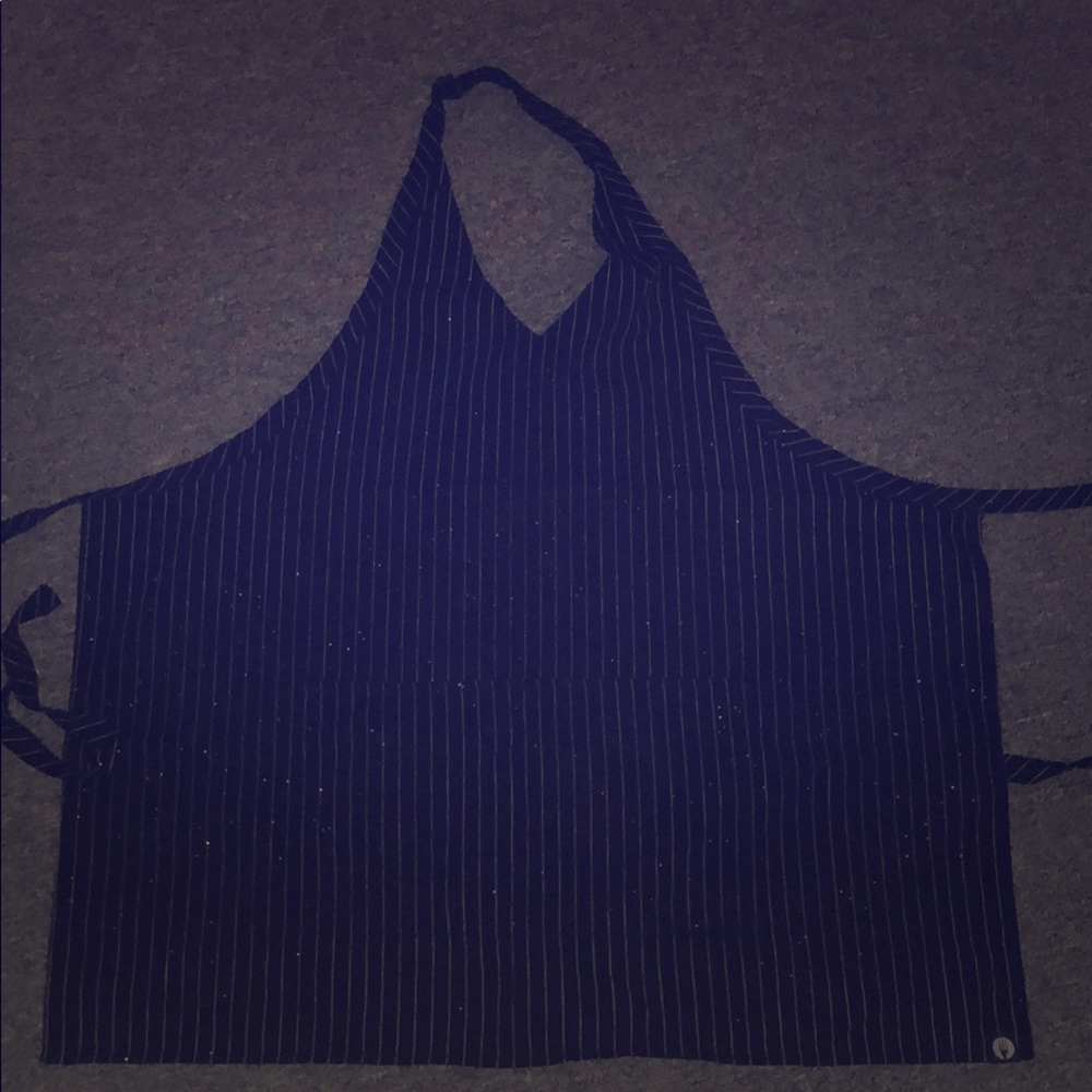 cooking apron.